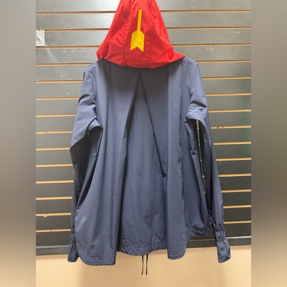 The Upside Navy & Red Hooded Windbreaker Jacket – Women’s M (US 8) - Picture 4 of 4
